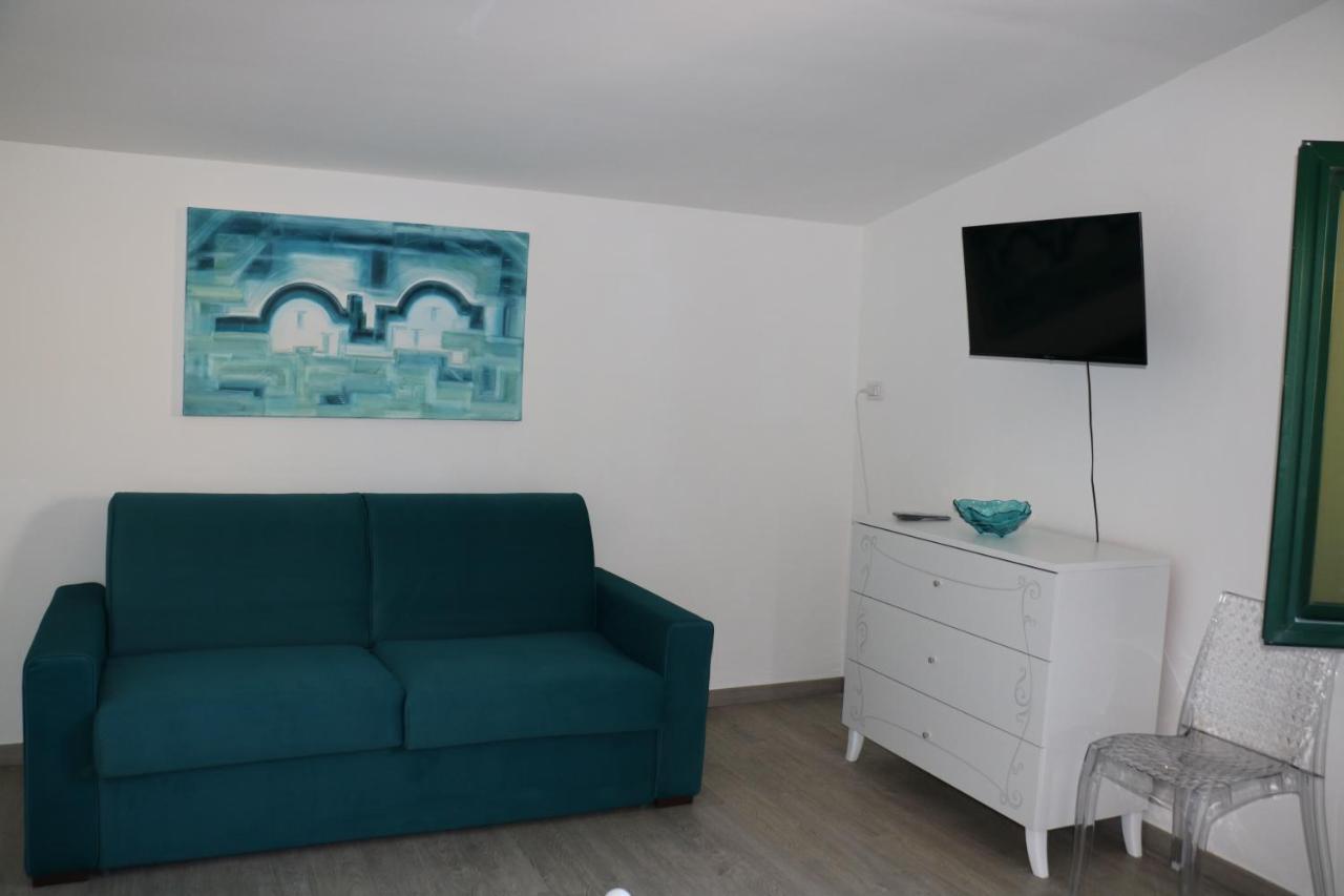 פסקיצ'י Albergo"Villa Biscotti" מראה חיצוני תמונה